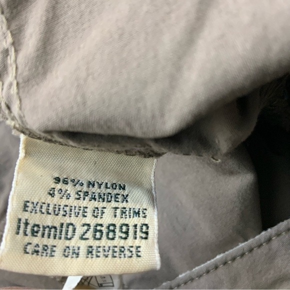 L.L. Bean Women’s Hiking Pants. Beige color. Size 14. - Picture 6 of 6